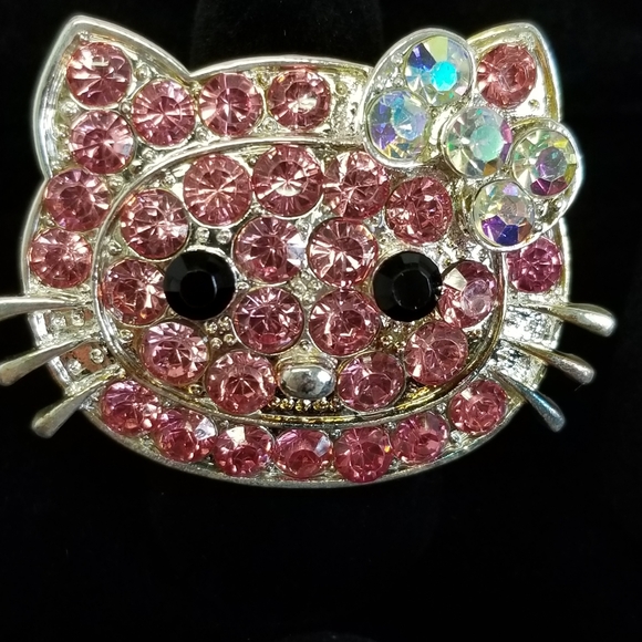 3/$30🦋 Hello Kitty Pink Adjustable Rhinestone Ring New - Picture 3 of 6